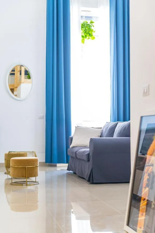 Naiva Apartment Naples Italy