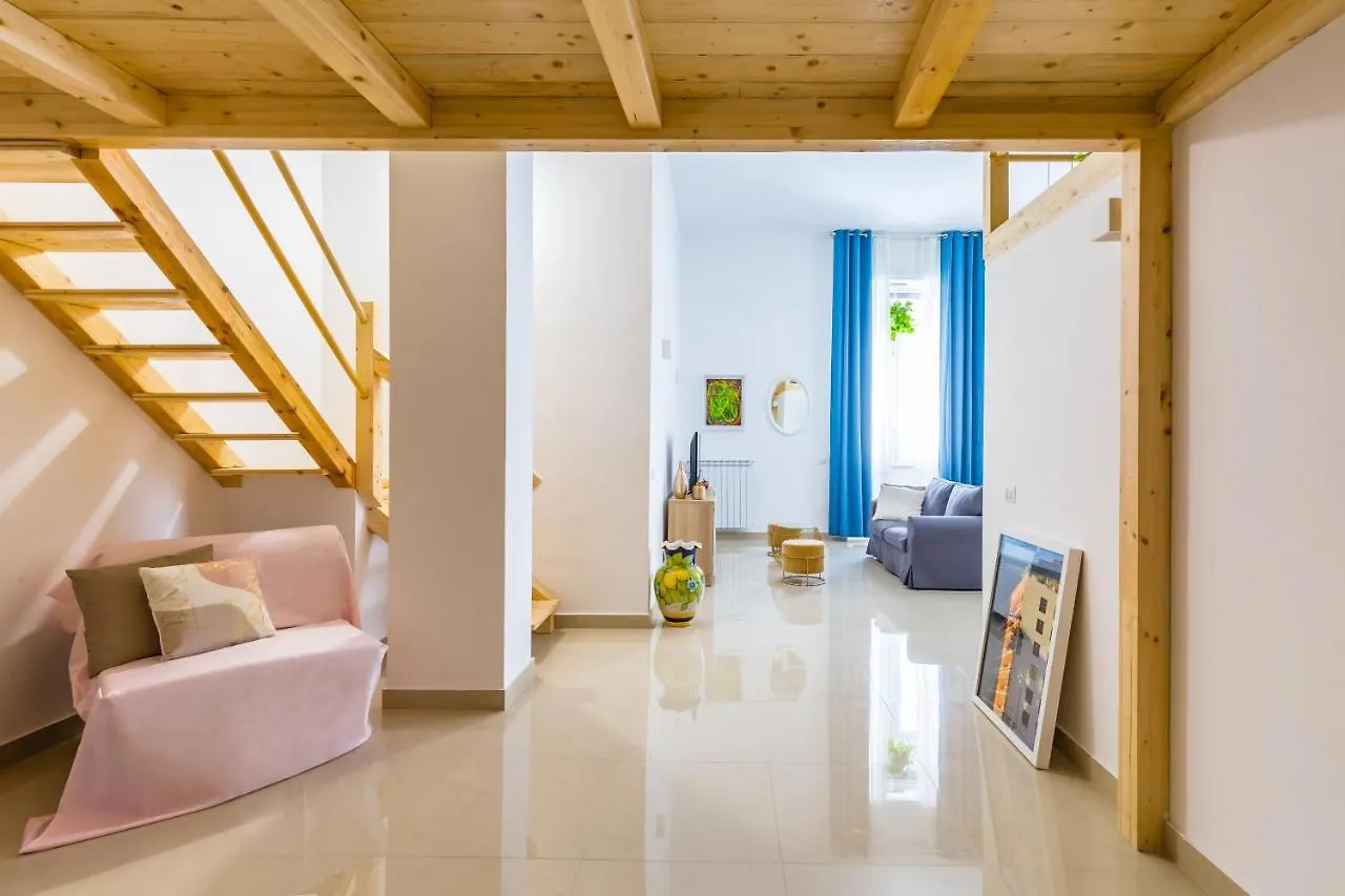 Naiva Apartment Naples
